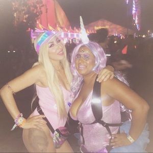 Meet your Posher, Liz